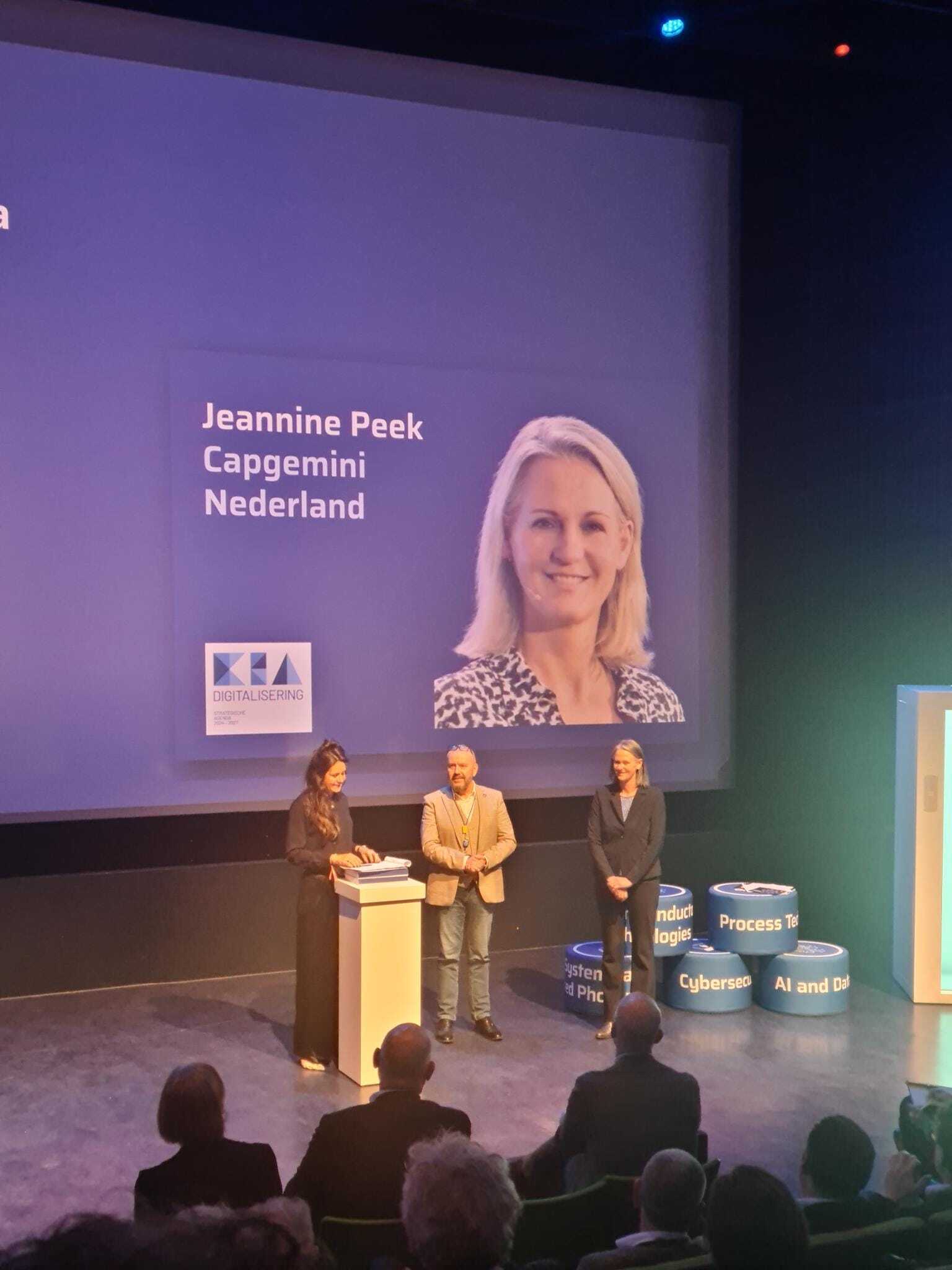 Jeannine Peek wordt geïnterviewd over de Actieagenda AI/Data